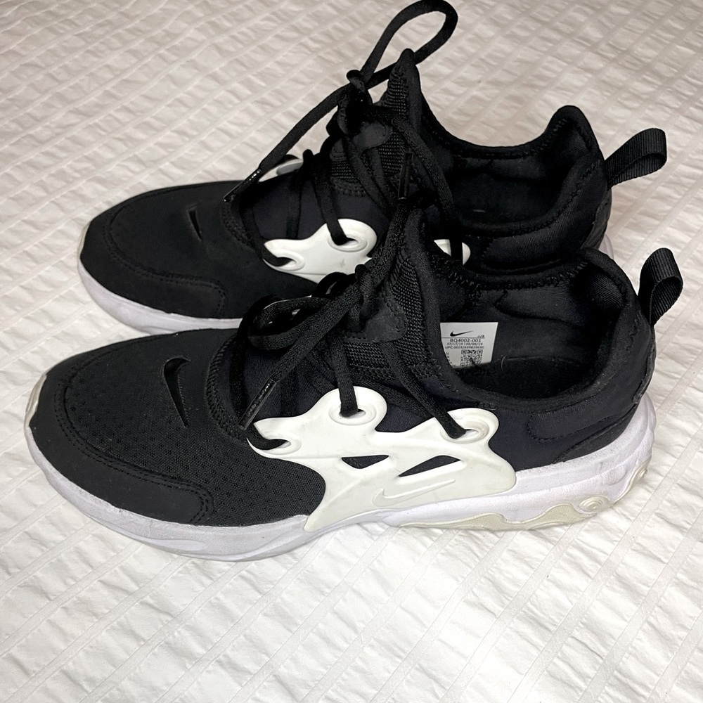 Nike Prestos